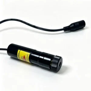 Adjustable focus lens head for industrial laser positioning module