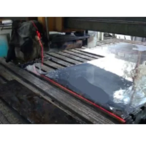 Red laser positioning module for stone cutting alignment